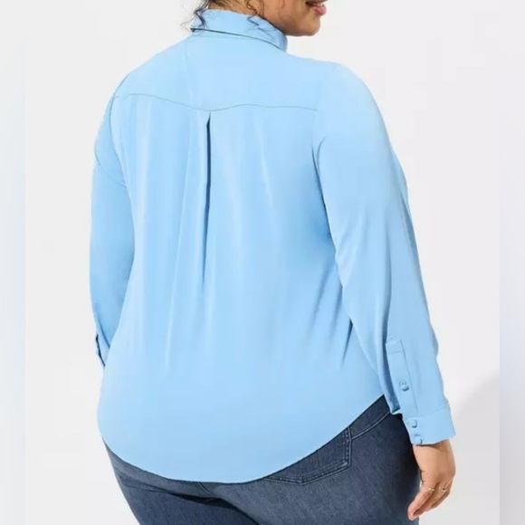 NWT TORRID Madison Button-Front Long Sleeve Shirt Size 4X - Picture 3 of 8